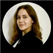 Joven profesora de idioma italiano y matematicas para todos los cursos de primaria y secundaria